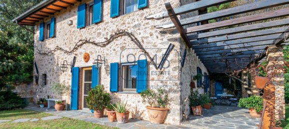 3 bedrooms Villa in Pietrasanta, Italy No. 404321 5