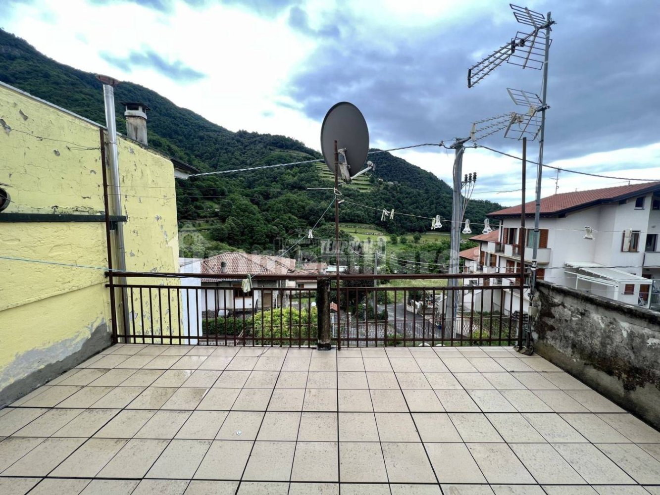 2 bedrooms Apartment in Adrara San Martino, Italy No. 166906