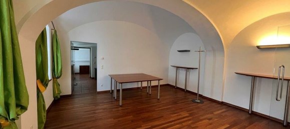 308m² Building in Allentsteig, Austria No. 133184 2