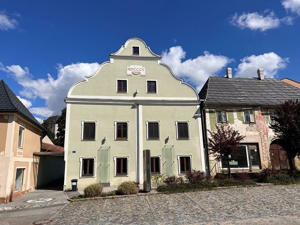 308m² Building in Allentsteig, Austria No. 133184