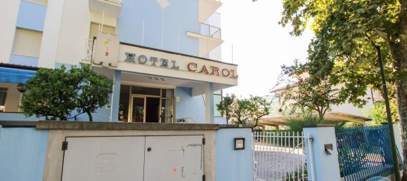 Здание 1290м² в Чезенатико, Италия № 130632 31