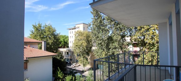 Здание 1290м² в Чезенатико, Италия № 130632 11