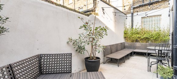 3 bedrooms House in London, United Kingdom No. 14055 4