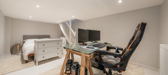 3 bedrooms House in London, United Kingdom No. 14055 9