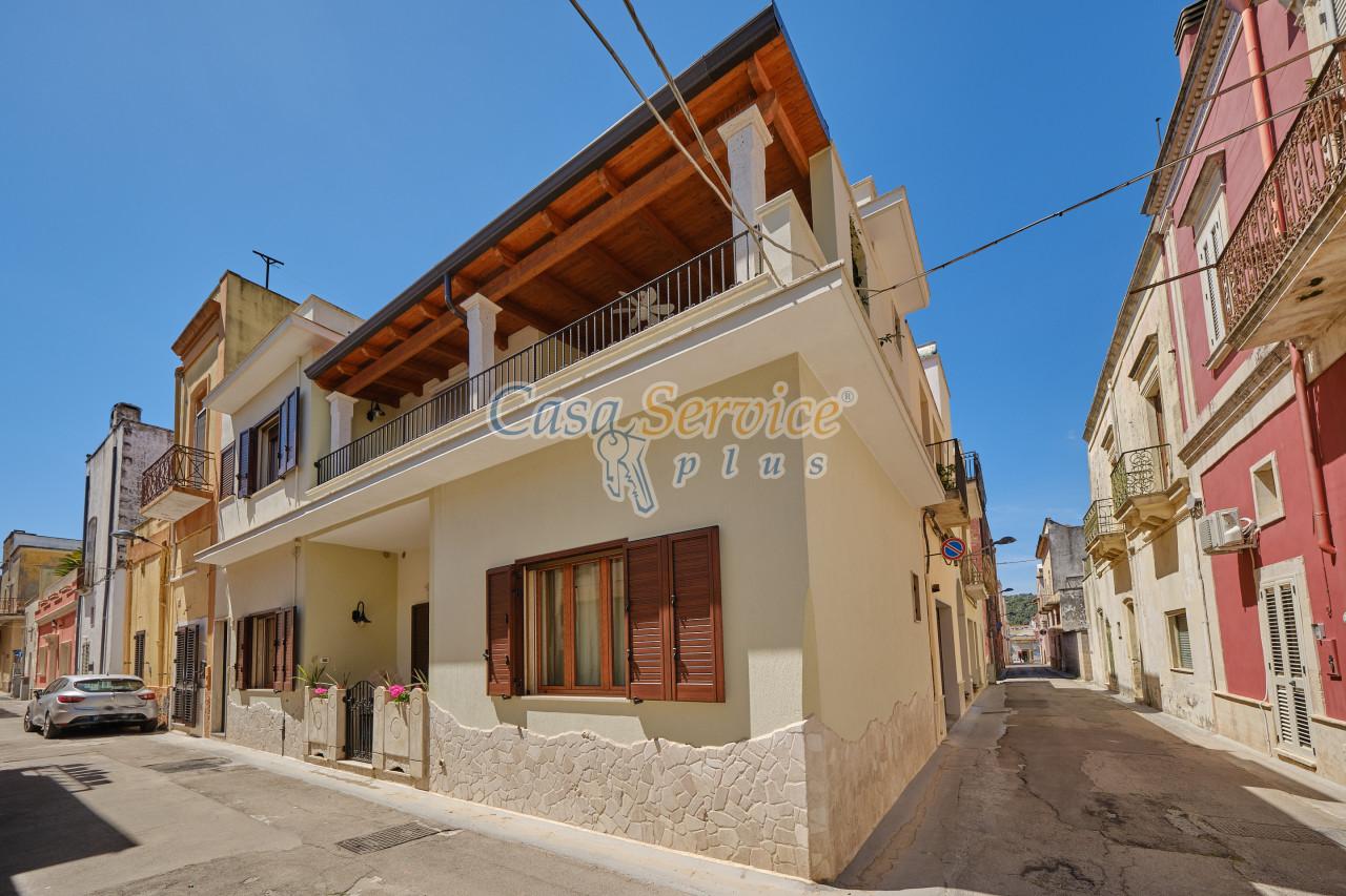 Casa de 5 habitaciónes en Supersano, Italy No. 236249