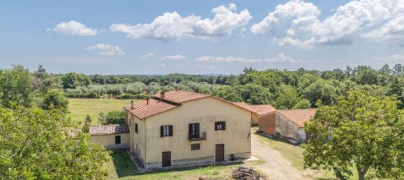 4 bedrooms House in Sorano, Italy No. 270979 3