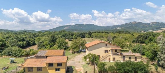 4 bedrooms House in Sorano, Italy No. 270979 2