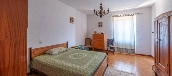 4 bedrooms House in Sorano, Italy No. 270979 18