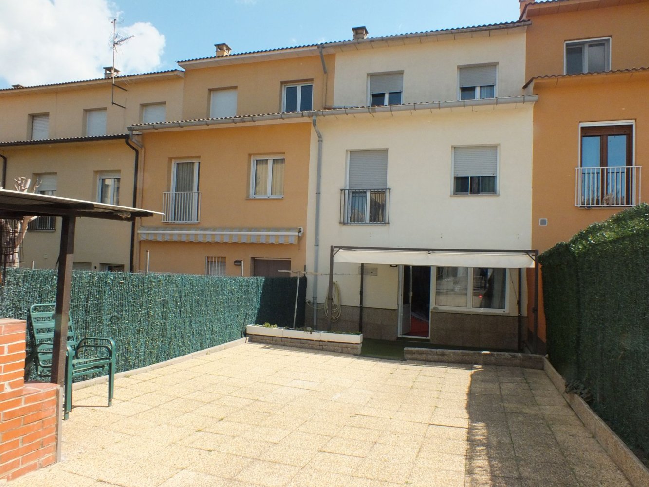 4 bedrooms Townhouse in Tona, Spain No. 164641