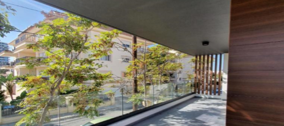 3 bedrooms Apartment in Limassol, Cyprus No. 19811 3