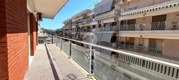 4 rooms Apartment in Naples, Italy No. 268061 13