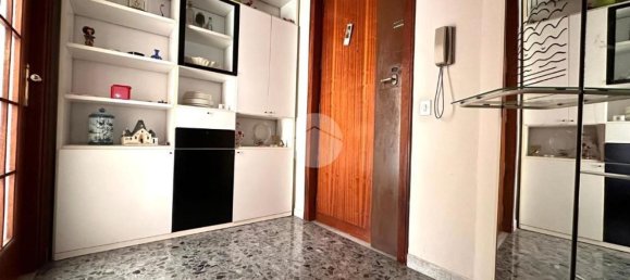 4 rooms Apartment in Naples, Italy No. 268061 6