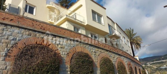 3 bedrooms Apartment in Bordighera, Italy No. 319261 2
