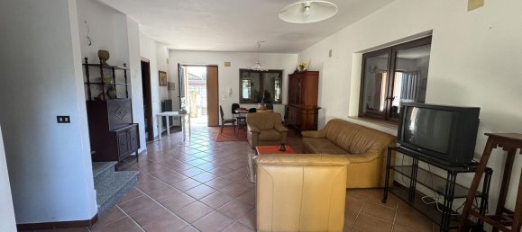 5 bedrooms House in Serra San Bruno, Italy No. 342036 7