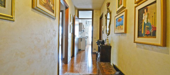 2 bedrooms Apartment in Varese, Italy No. 112871 6