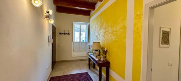 5غرفة شقة في L'Aquila, Italy رقم 117629 6