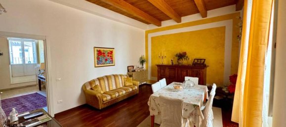 5غرفة شقة في L'Aquila, Italy رقم 117629 8