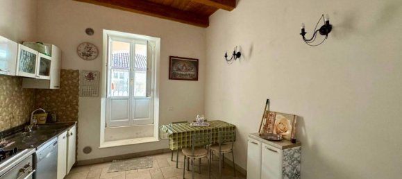 5غرفة شقة في L'Aquila, Italy رقم 117629 11