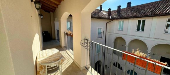 5غرفة شقة في L'Aquila, Italy رقم 117629 3