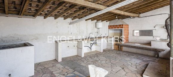 881m² Building in Lisbon, Portugal No. 76459 22