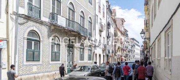 881m² Building in Lisbon, Portugal No. 76459 27