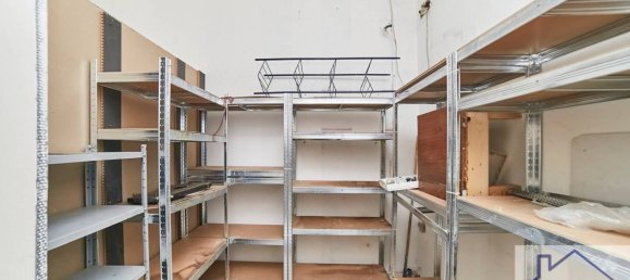 1-Zimmer Gewerbliche Immobilie in Rome, Italy, Nr. 236129 12
