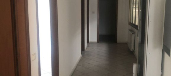 15 rooms Warehouse in Ravenna, Italy No. 160305 4