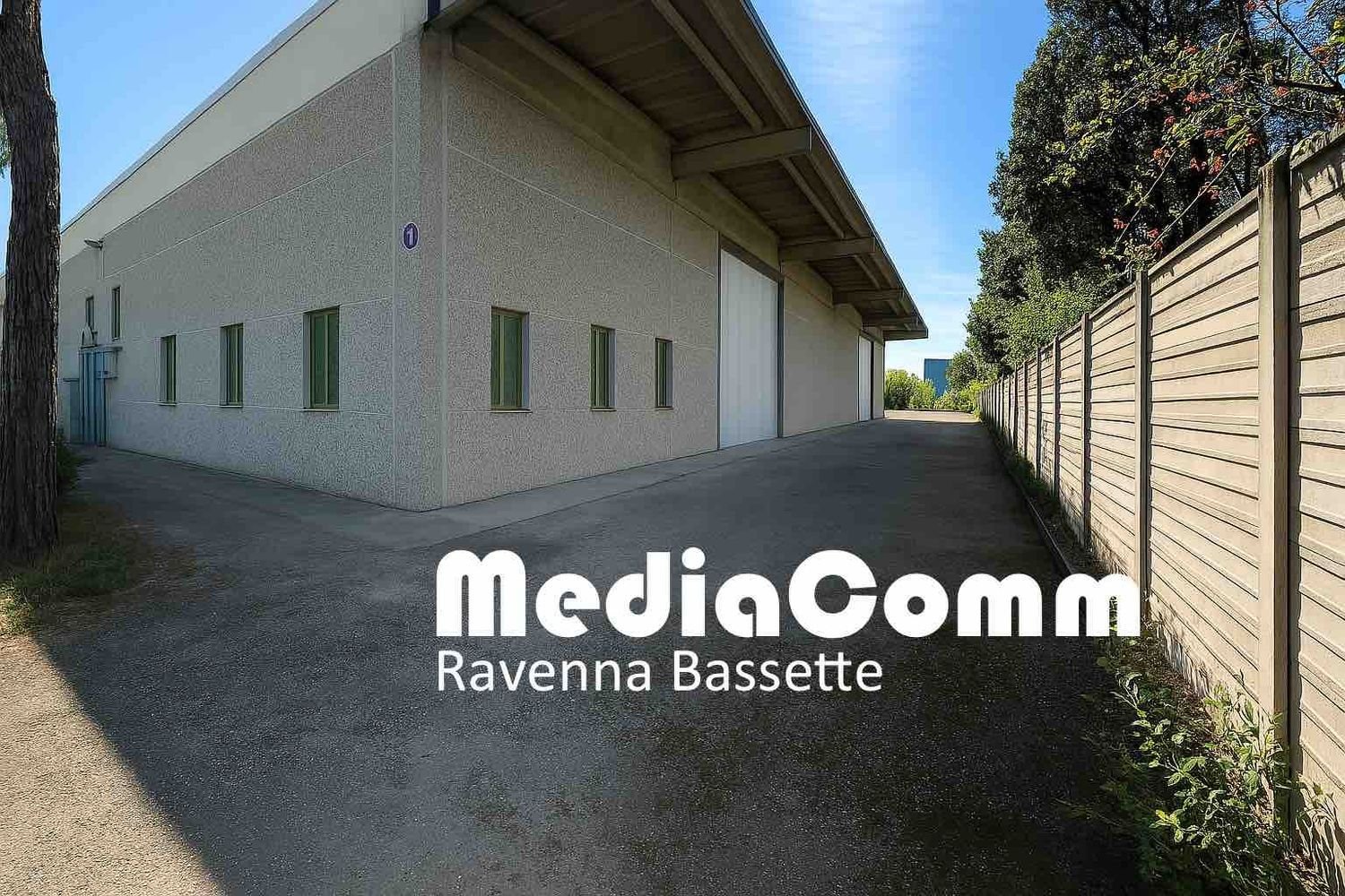 15 rooms Warehouse in Ravenna, Italy No. 160305