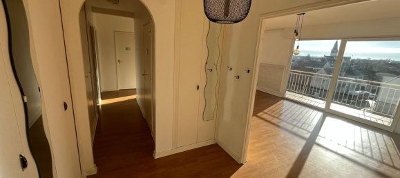 Apartamento de 3 dormitorios en Lingolsheim, France No. 55131 6