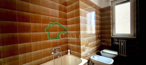 Apartamento de 4 habitaciónes en Lodi, Italy No. 247909 6