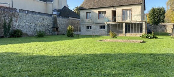 4 bedrooms House in Le Plessis-Belleville, France No. 215986 17