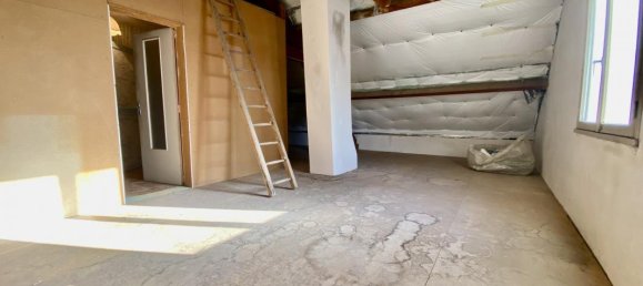 4 bedrooms House in Le Plessis-Belleville, France No. 215986 14