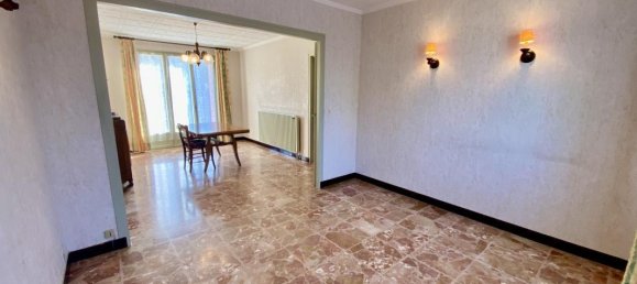 4 bedrooms House in Le Plessis-Belleville, France No. 215986 3