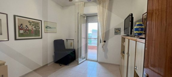 3 chambres Appartement à Bari, Italy No. 17300 16