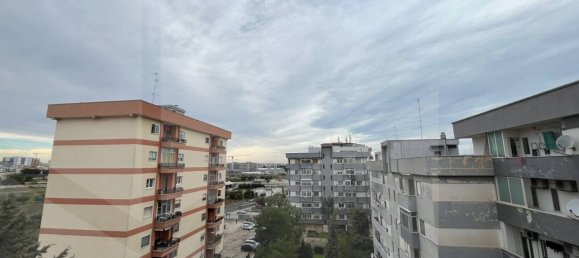 3 chambres Appartement à Bari, Italy No. 17300 35