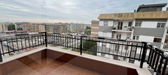 3 chambres Appartement à Bari, Italy No. 17300 26