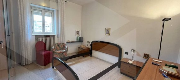 3 chambres Appartement à Bari, Italy No. 17300 10