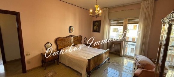 5 rooms Apartment in Foggia, Italy No. 117674 26