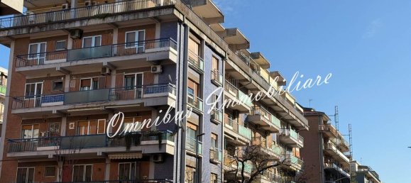 5 rooms Apartment in Foggia, Italy No. 117674 11