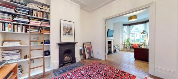 3 bedrooms House in London, United Kingdom No. 8708 28