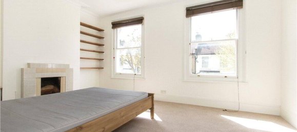 3 bedrooms House in London, United Kingdom No. 8708 6