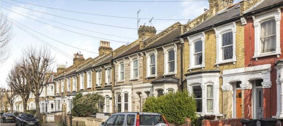 3 bedrooms House in London, United Kingdom No. 8708 12