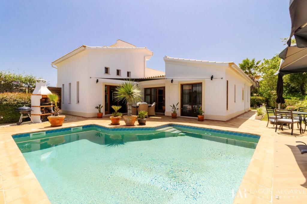 3 bedrooms Villa in Vila do Bispo, Portugal No. 266062