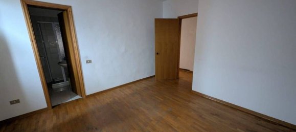 3 bedrooms Villa in Prato, Italy No. 76509 29