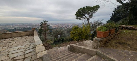 3 bedrooms Villa in Prato, Italy No. 76509 20