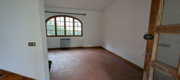 3 bedrooms Villa in Prato, Italy No. 76509 39