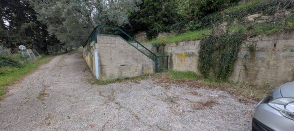 3 bedrooms Villa in Prato, Italy No. 76509 34