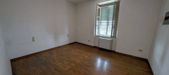 3 bedrooms Villa in Prato, Italy No. 76509 26