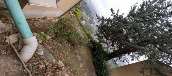 3 bedrooms Villa in Prato, Italy No. 76509 13