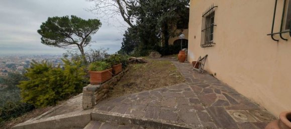 3 bedrooms Villa in Prato, Italy No. 76509 11